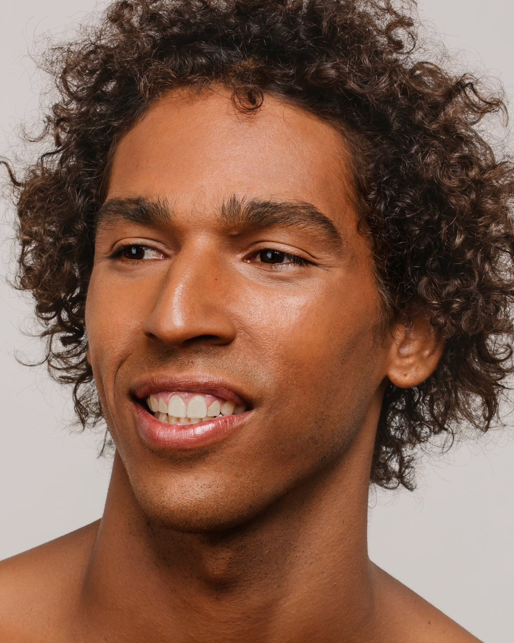 Soft Glow Foundation SPF20