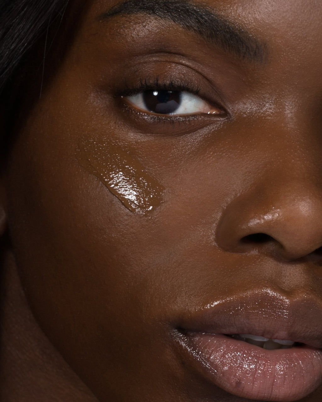 Semi-Matte Peptide Foundation