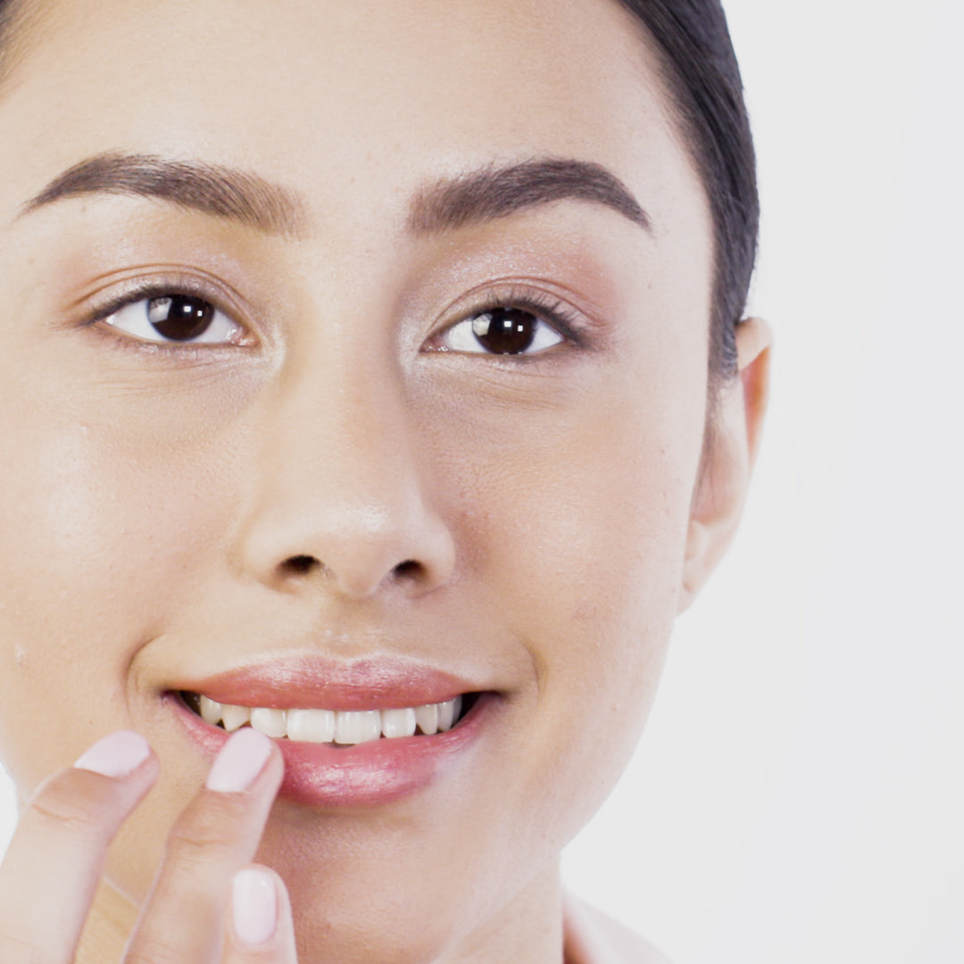 Pixi + Hello Kitty Chrome Glow Palette